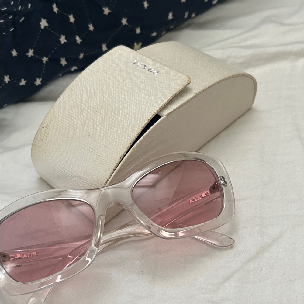 PRADA Sunglasses authentic - Picture 5 of 7